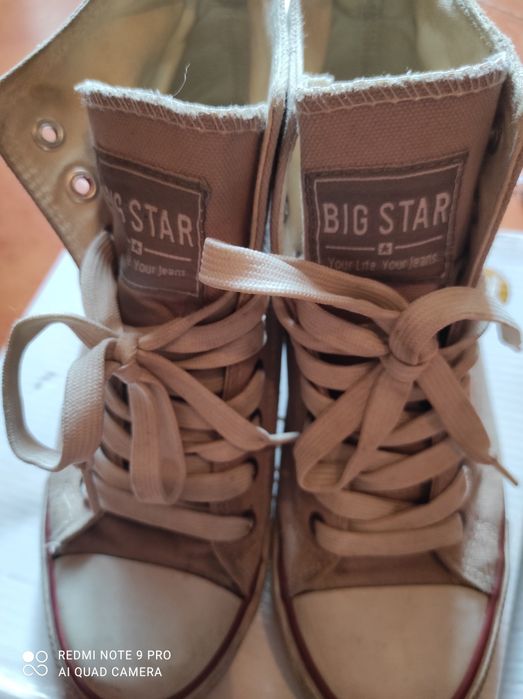 Trampki big star na koturnie