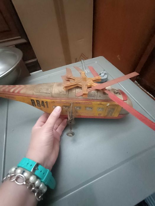 Brinquedo elicoptero antigo