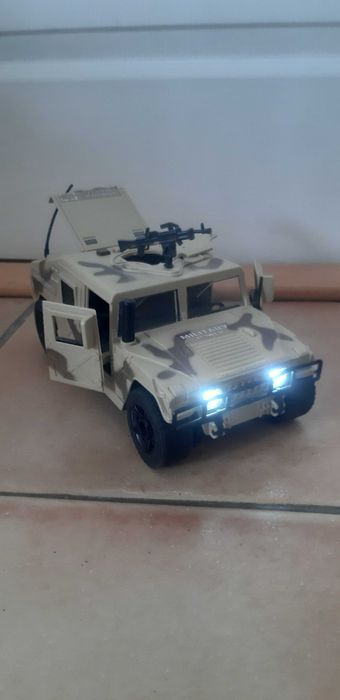 Sprzedam wojskowe auto hammer