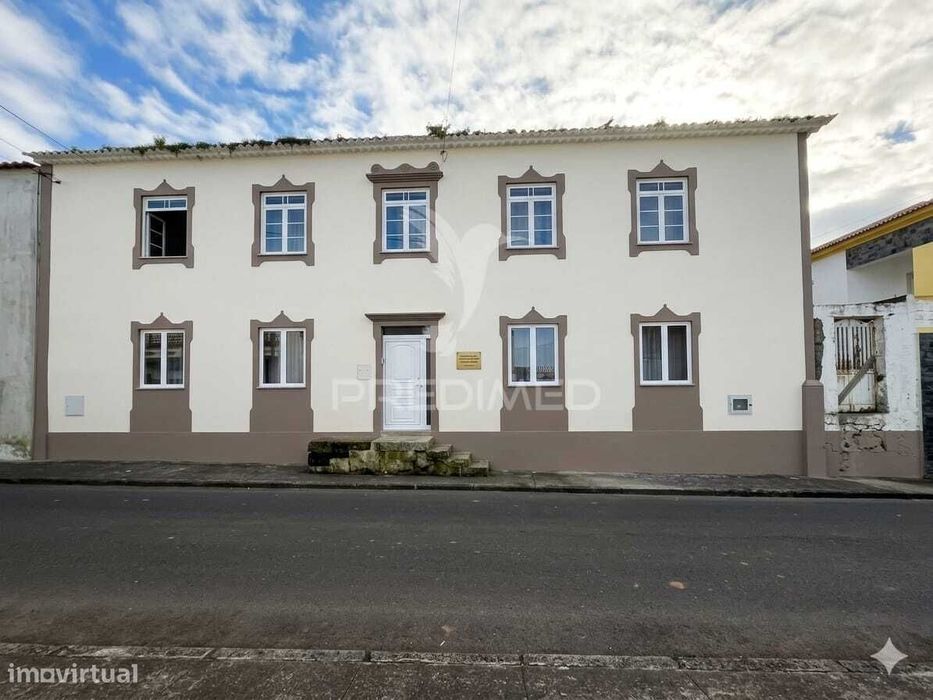 Moradia de Traça Antiga - Agualva