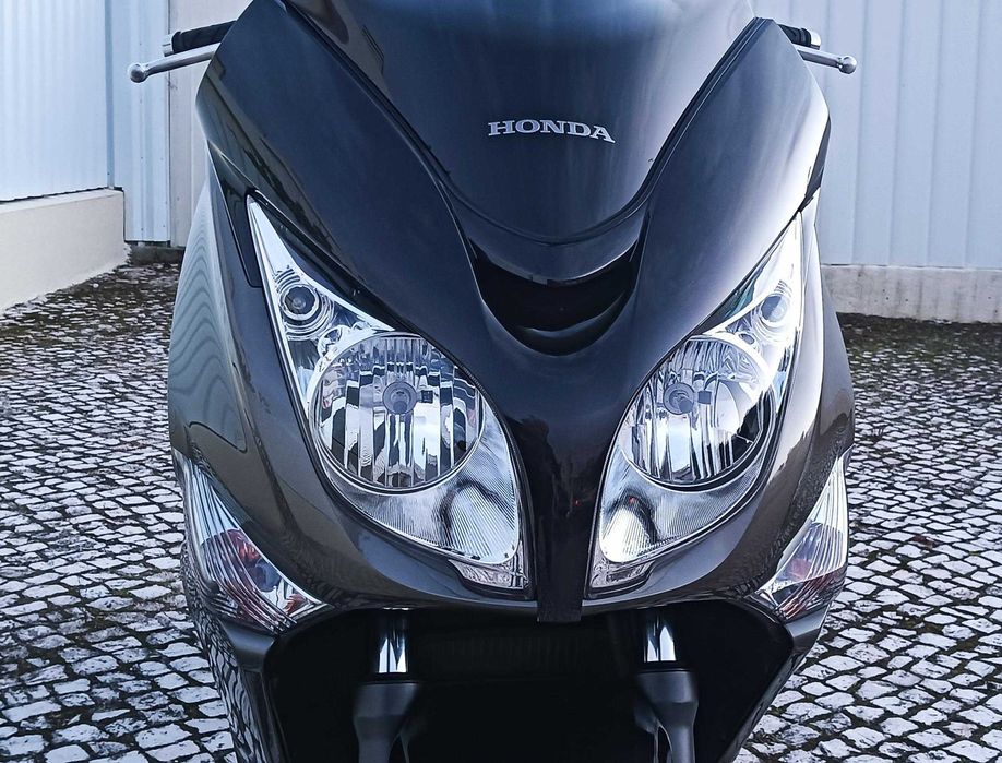 HONDA SW-T 600 de 2012, - Como nova!