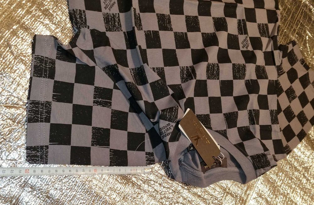 Nowa szara koszulka LOUIS VUITTON LV T-shirt moda kratka prezent L