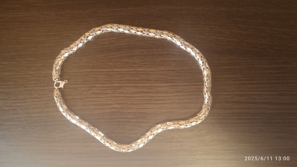 Біжутерія різна на продажу