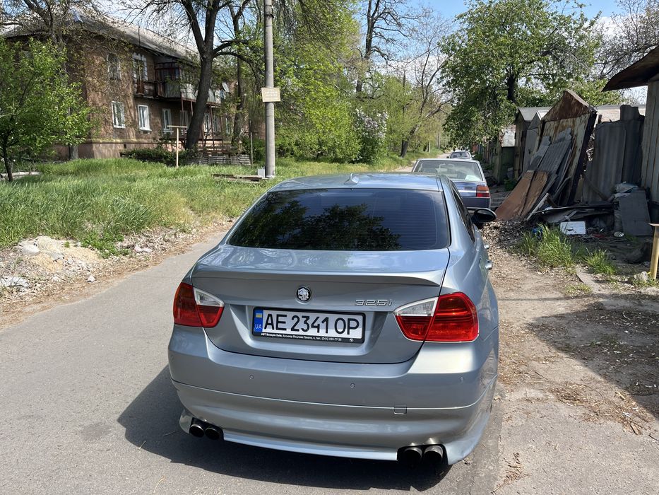 Бмв 325і 2.5 бензин е90