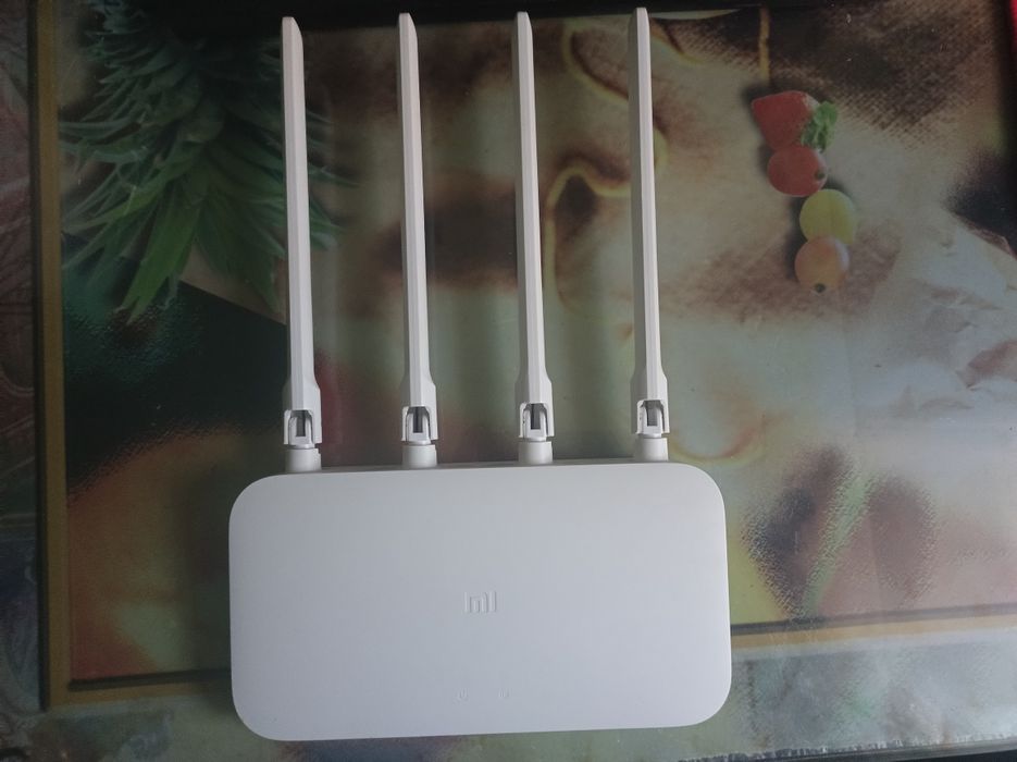 Wi-Fi роутер Xiaomi Mi WiFi Router 4C White
