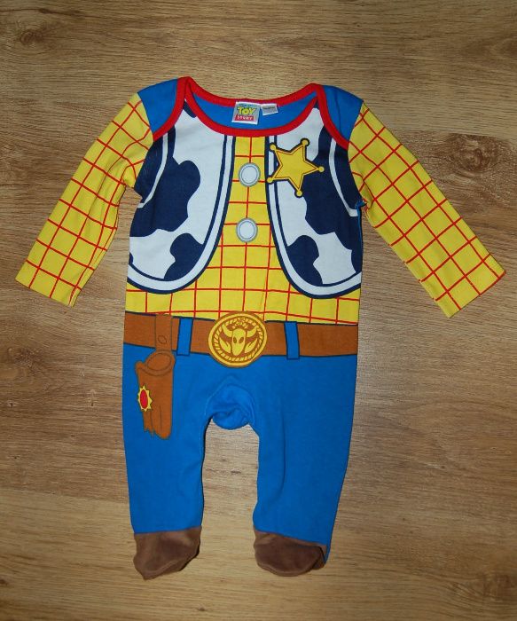 body new born Disney