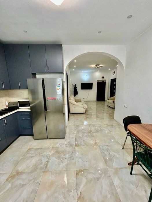 Продаж 2к квартири євроремонт в новобудові з АО 65м2