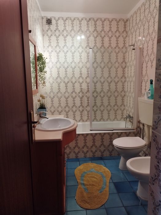 Quarto no Bonfim - 400 € Com recibos e contrato + Despesas