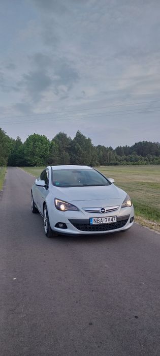 Opel Astra J GTC 2.0CDTI