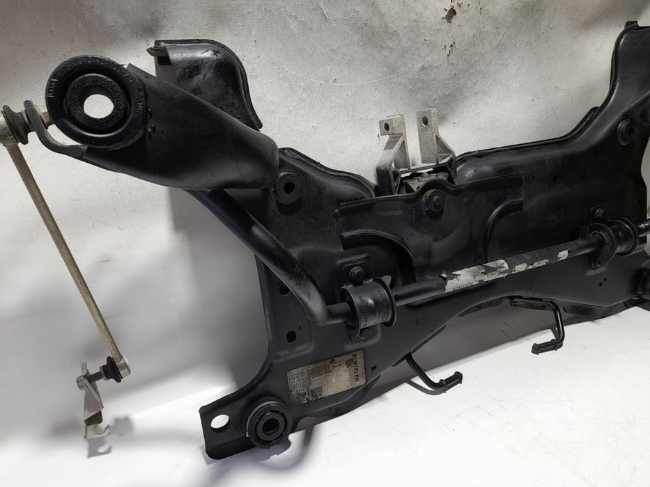 Charriot frente VOLVO V50 (MW)
