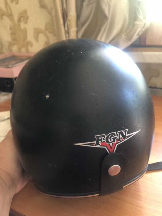 Продам  шлем для езды на мотоцыклах, мопедах