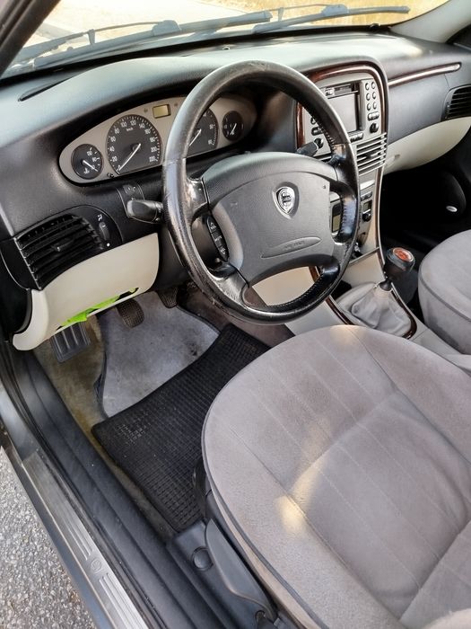 Lancia Lybra 1.9 jtd. foto 5