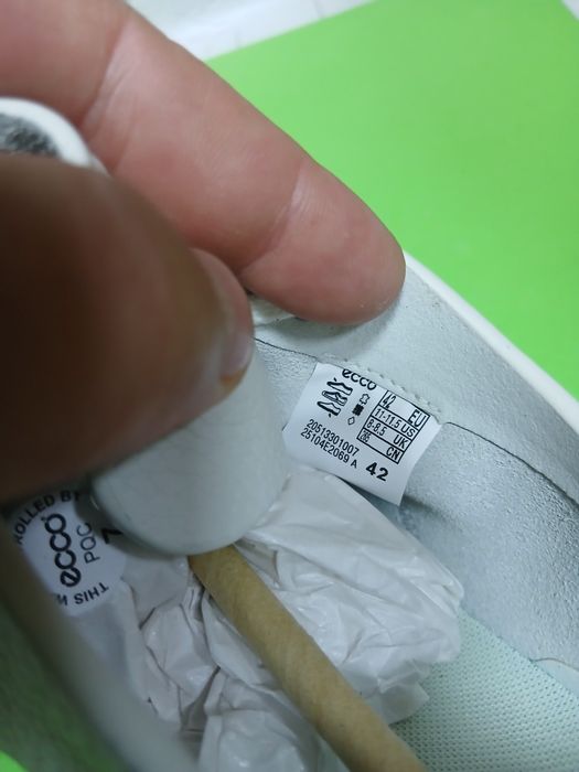 Кросівки жіночі шкіряні ECCO Leisure р.42