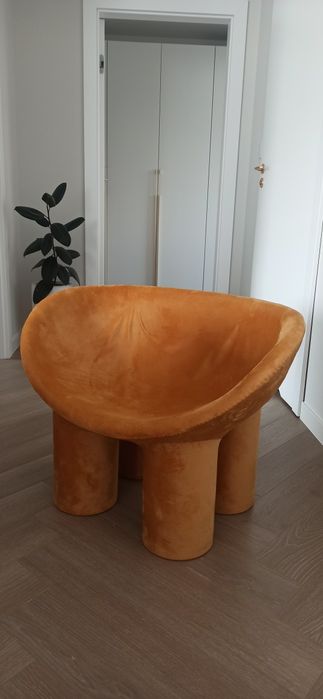 Fotel KRZESŁO jak ROLY POLY 2000 zł nogi słonia WELUR tapicerowany designerski MISZTARDOWY duży mega wygodny OKAZJA CENOWA nowy