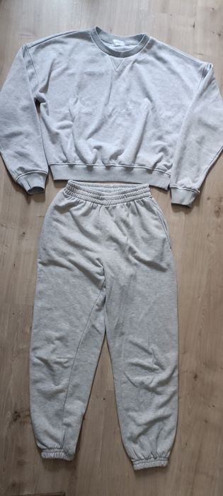 Продам жіночий  костюм  р. S,M