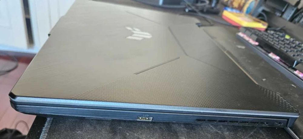 Portátil Asus TUF Gaming F15 FX506H i5 512GB SSD
