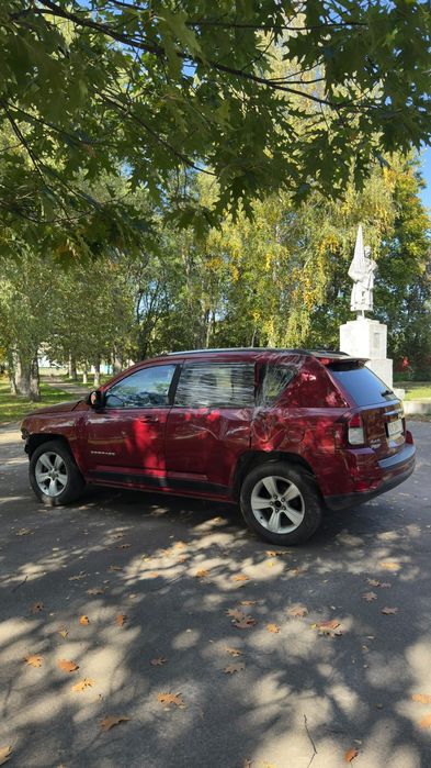 Продам Jeep Compass 2013 року 2,4 бензин