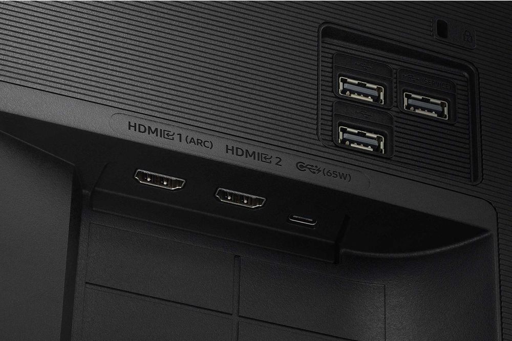 Монітор Samsung M7 S32AM700U 32” 4K UHD Smart TV