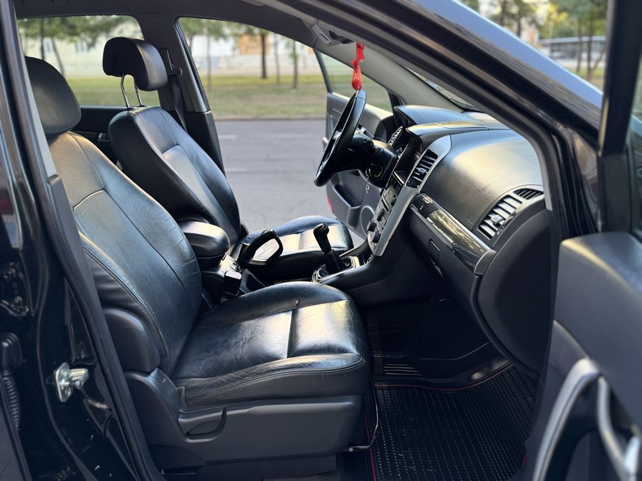 Chevrolet Captiva 2008р 2.0 Дизель ,Повний Привід !