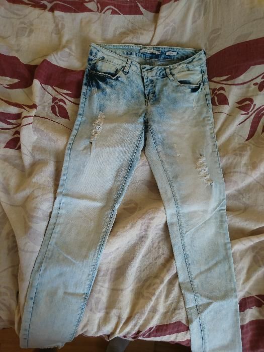 Spodnie marmurki slim L RESERVED