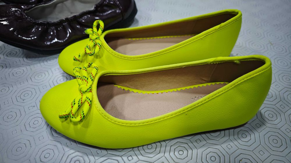 TODOS sapatos de menina 32/33