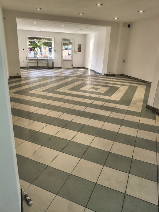 Lokal do wynajęcia 90m2 centrum Pniew