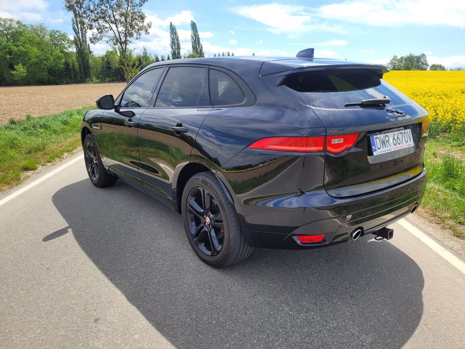 jaguar fpace 2.0 300KM perfekcyjny