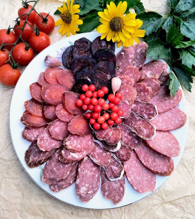 Дегустаційний набір з 6-ти сиров'ялених крафтових ковбас