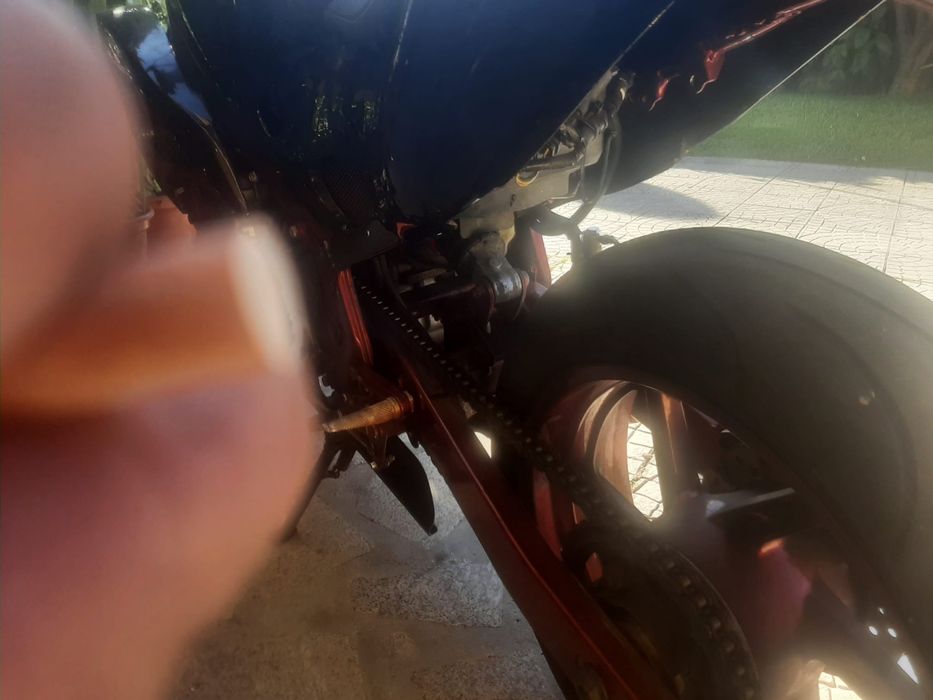 Vendo mota cbr honda