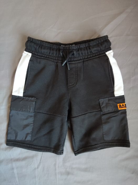 Spodnie, szorty, spodenki chłopięce Primark rozmiar 128