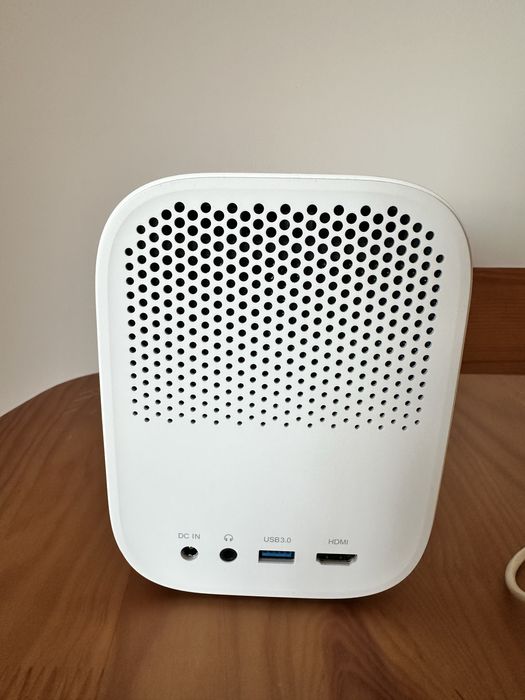 Xiaomi Mi Smart Compact Projector
