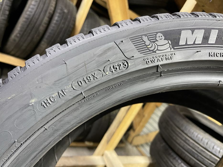 Шини літо 245/45R20 MICHELIN Cross Climate 2 SUV 2шт стан ідеал