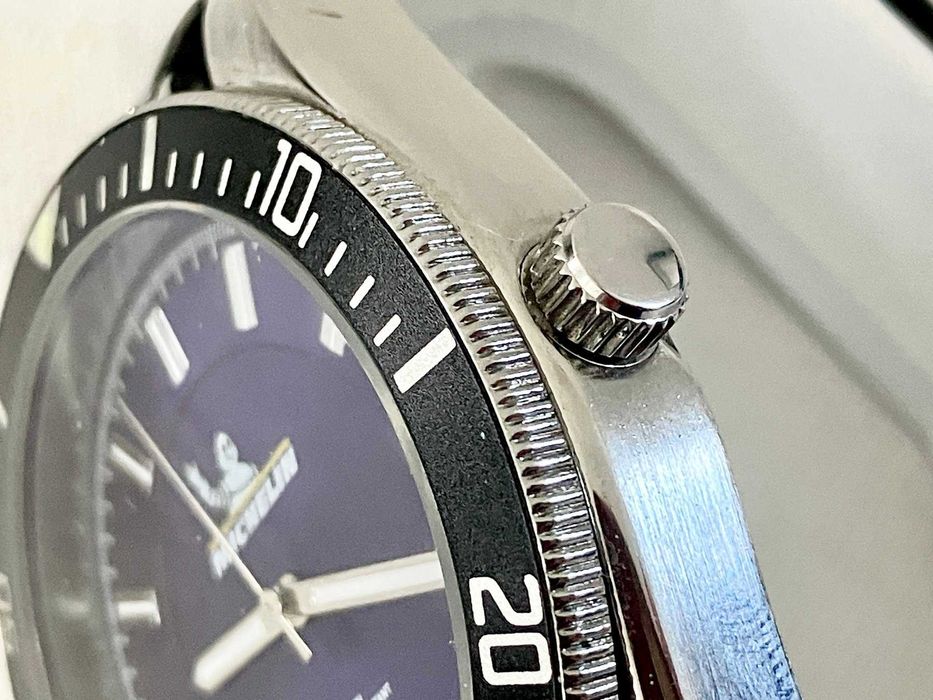 Michelin Bibendum JAPAN MOVEMENT quartz wristwatch
