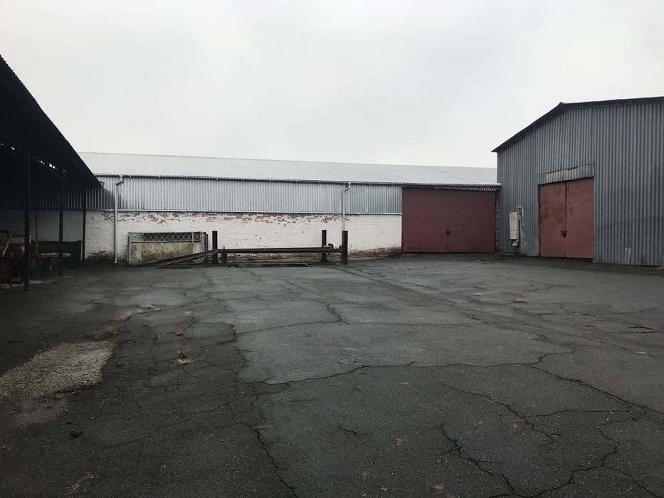 Продам складські приміщення