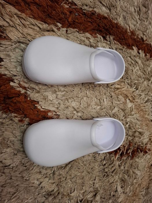 Klapki / obuwie medyczne / unisex