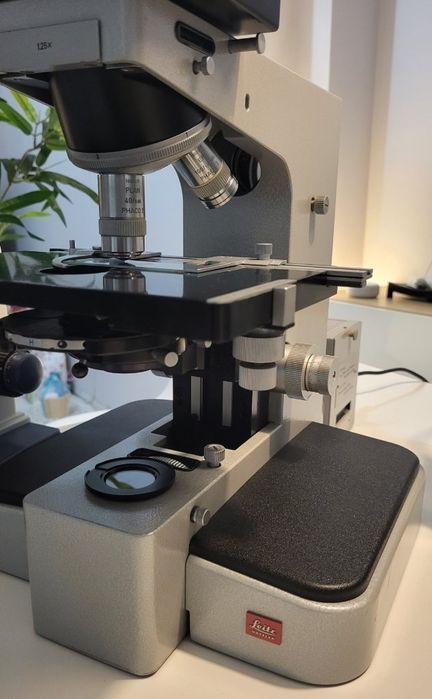 Microscópio Leitz Labourlux + KITs