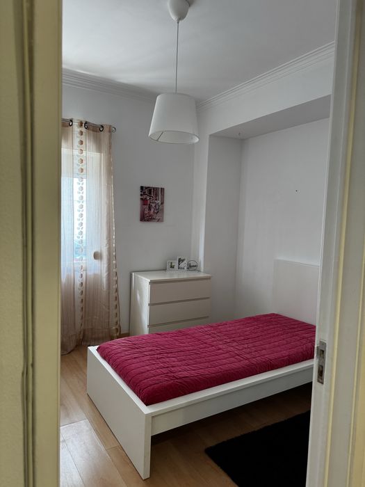 Quarto para arrendar