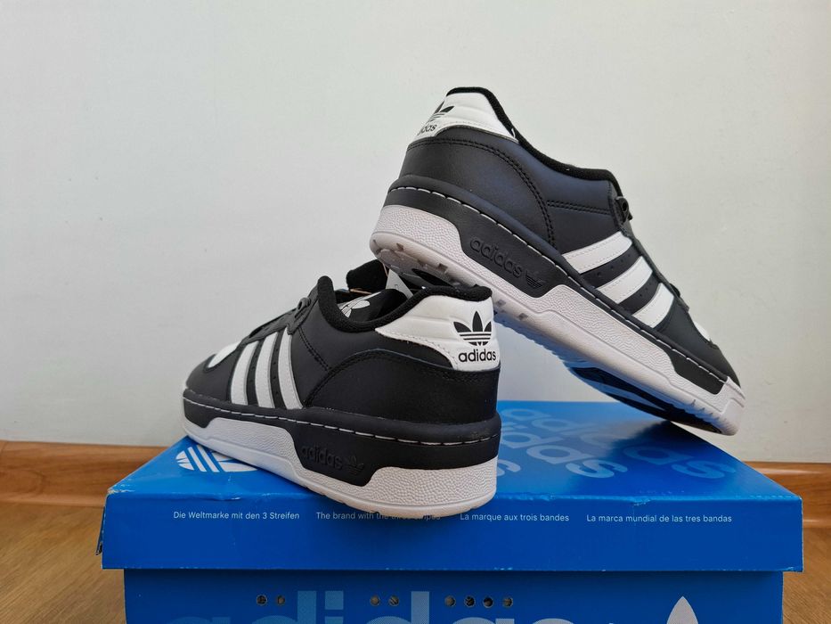 Adidas Rivalry Low. EU 42.5 / 27см