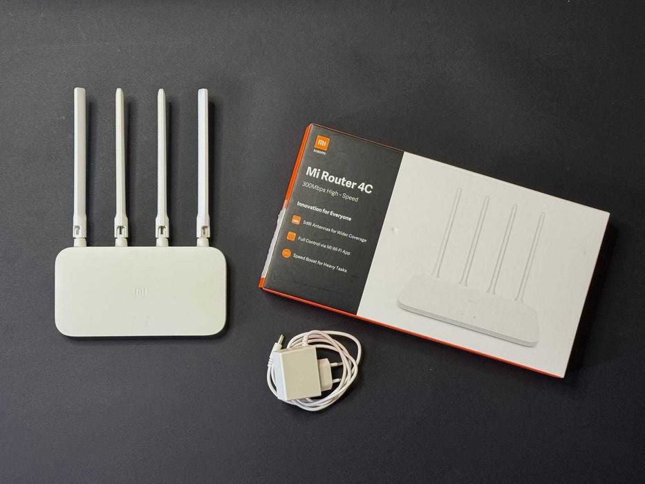Wi-Fi Роутер Xiaomi MiRouter 4c б\в