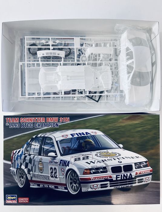 Samochód BMW 318i model do sklejenia Hasegawa 20551