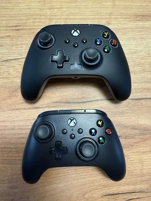 Xbox Series S stan idealny, 2 pady, pudełko, okablowanie, polecam!