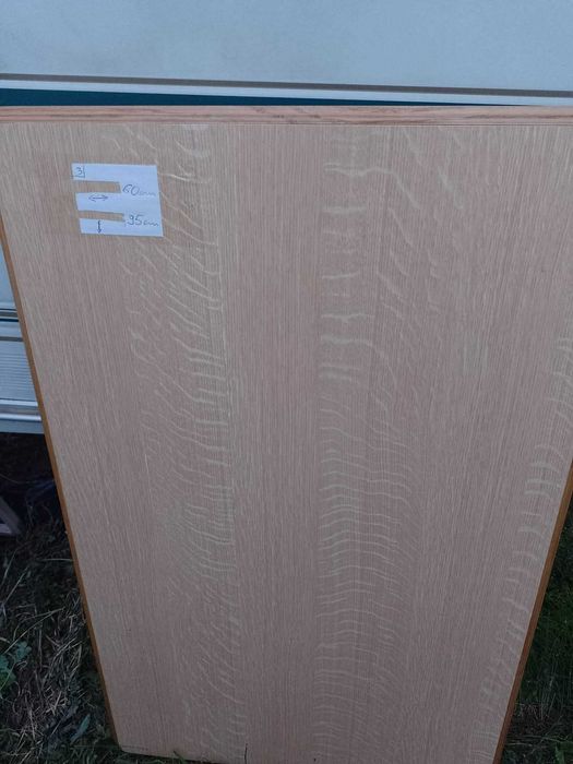 Stolik do przyczepy kempingowej/kampera