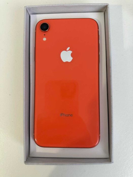 iPhone XR iPhone XR