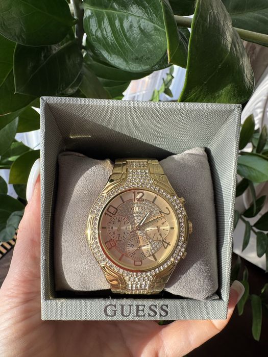Жіночий годинник Guess