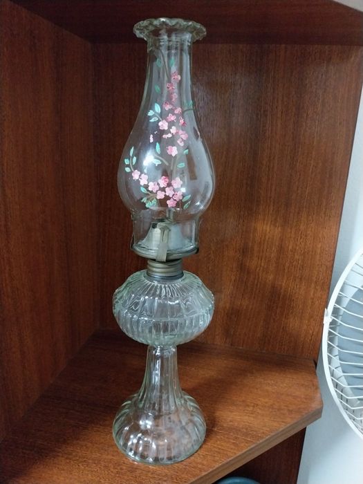 Candeeiro a petróleo pintado à mão