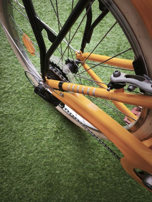 Bicicleta bwin amarela