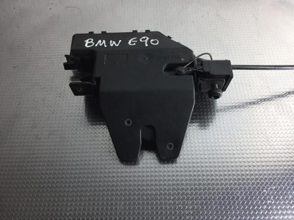 Fechadura / fecho da mala BMW 3 (E90)