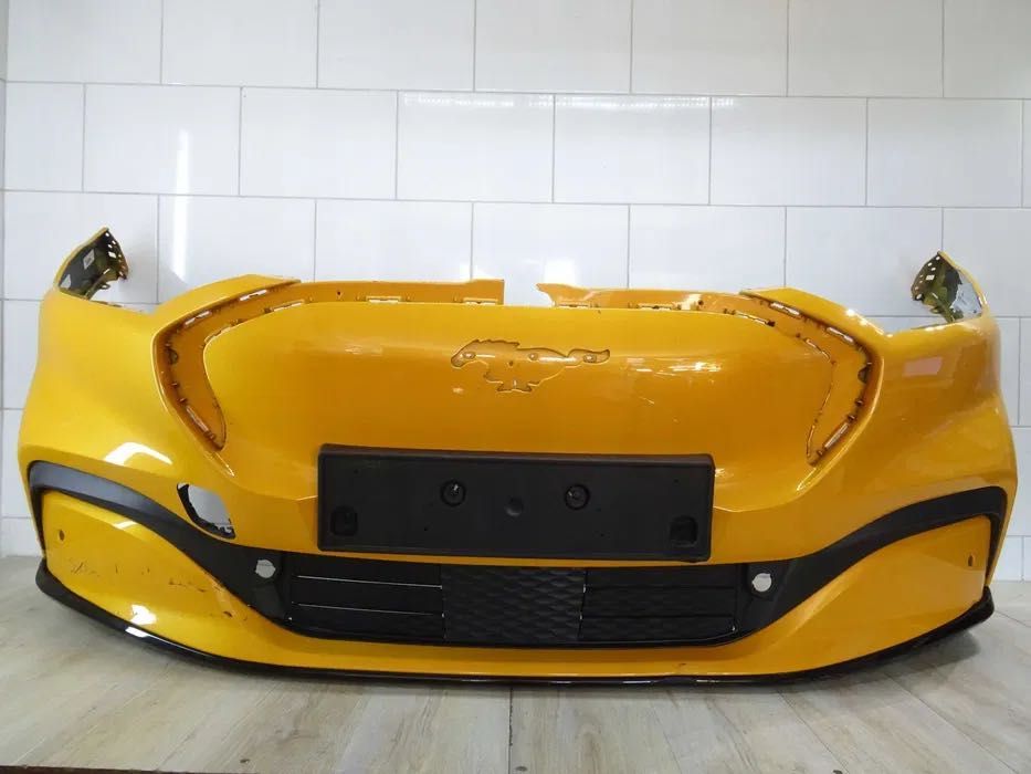 Бампер передний Ford Mustang Mach-E голый комплектный разборка