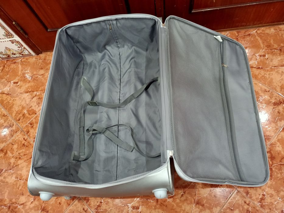 Mala malas de porão até 23 kg viagem casa quarto apartamento vivenda carro cozinha.