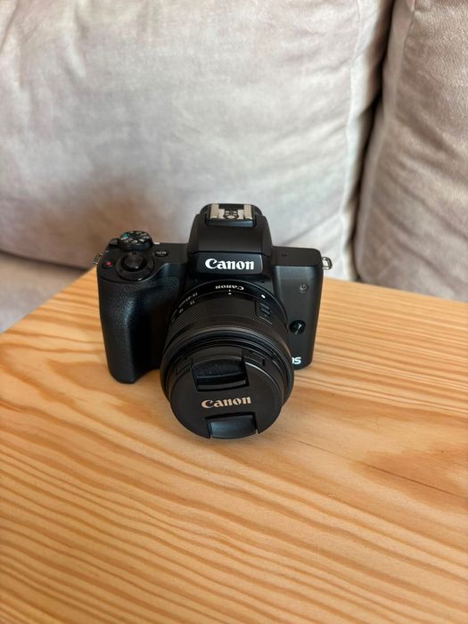Canon M50 Mark II + lente kit 14-45 + lente 50 1.4